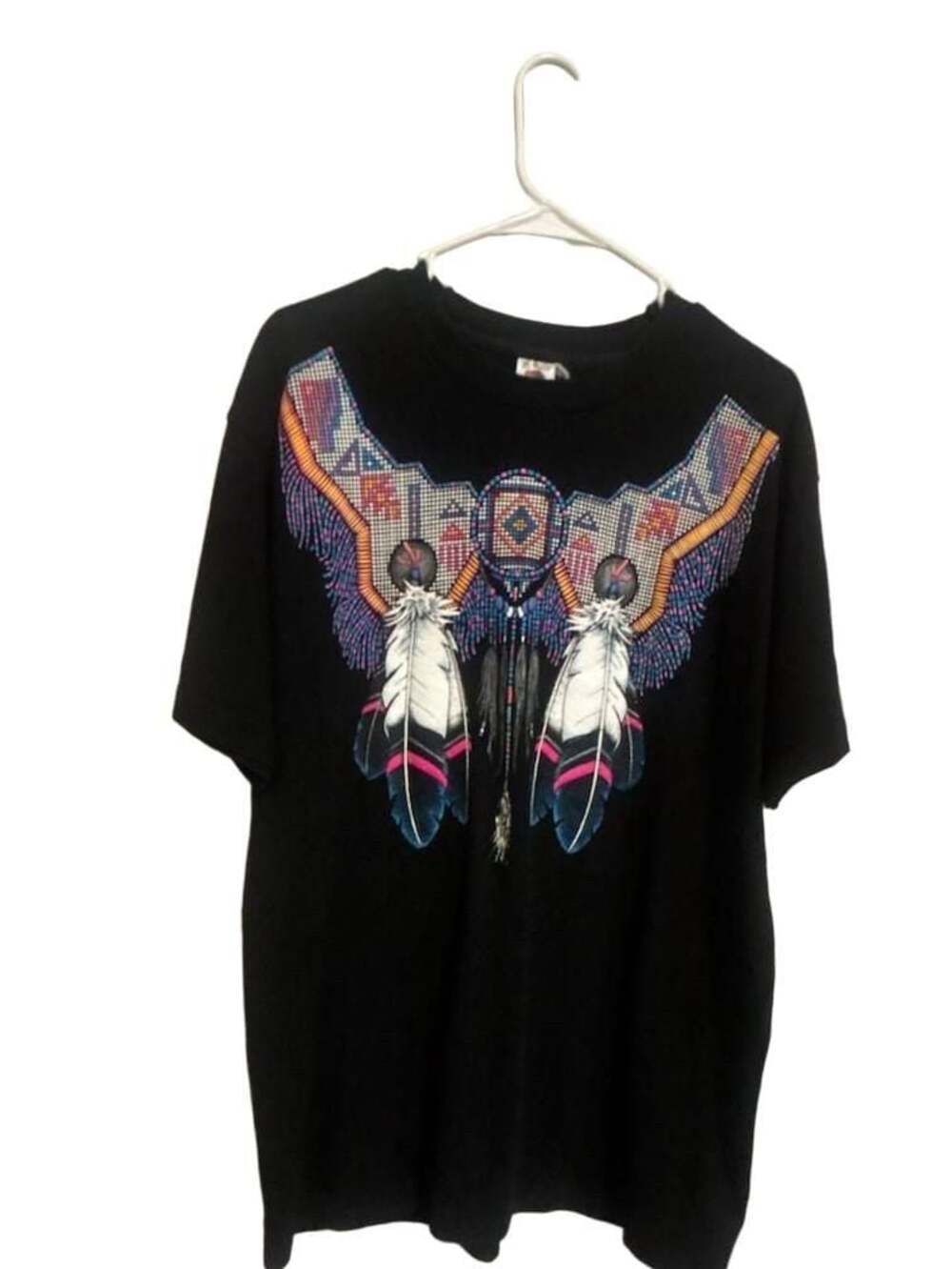 Vintage Fruit of the Loom Southwest Indian Feather Necklace Graphic T-Shirt XL C